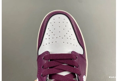 1 Low Jordan DC0774-161 0820